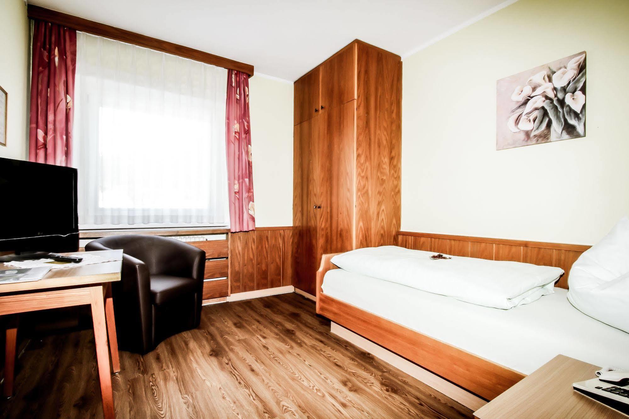 Hotel Cristallago Seefeld in Tirol Buitenkant foto